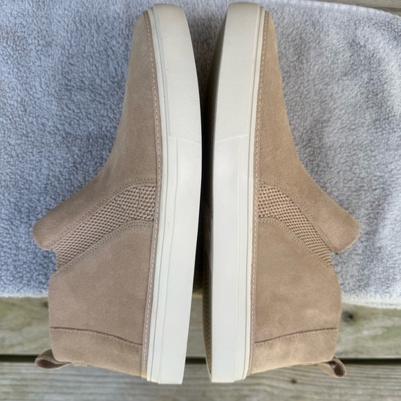 TOMS Suede Ankle Bootie Bryce Sneaker Flats Sand Slip On Rubber Outsole Natural - Picture 7 of 16